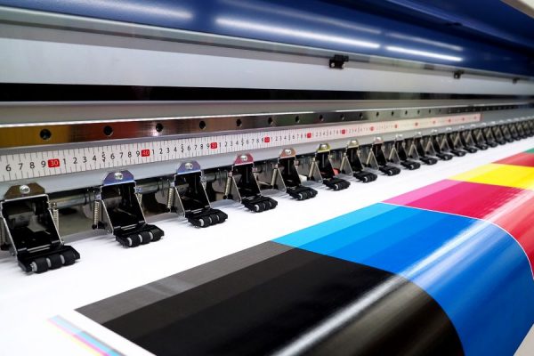 5 Advantages of Using Large Format Printers